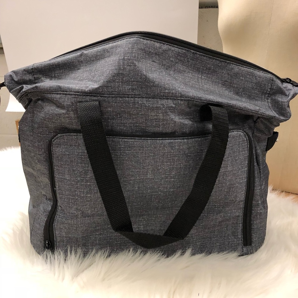 Thirty One Essentials Carry-all Grey